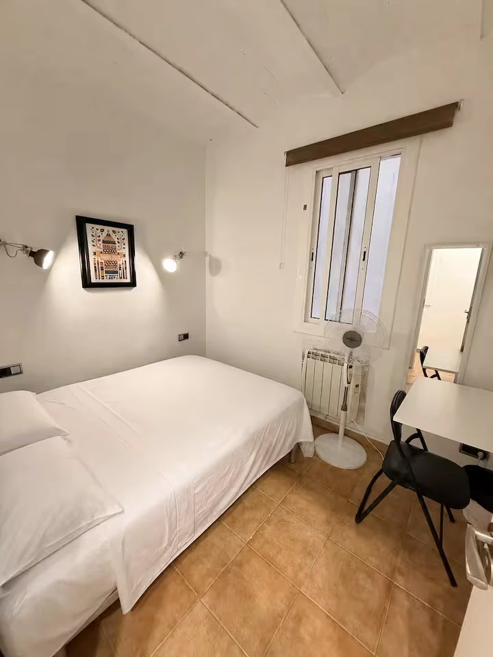 Zweites Schlafzimmer: Doppelbett