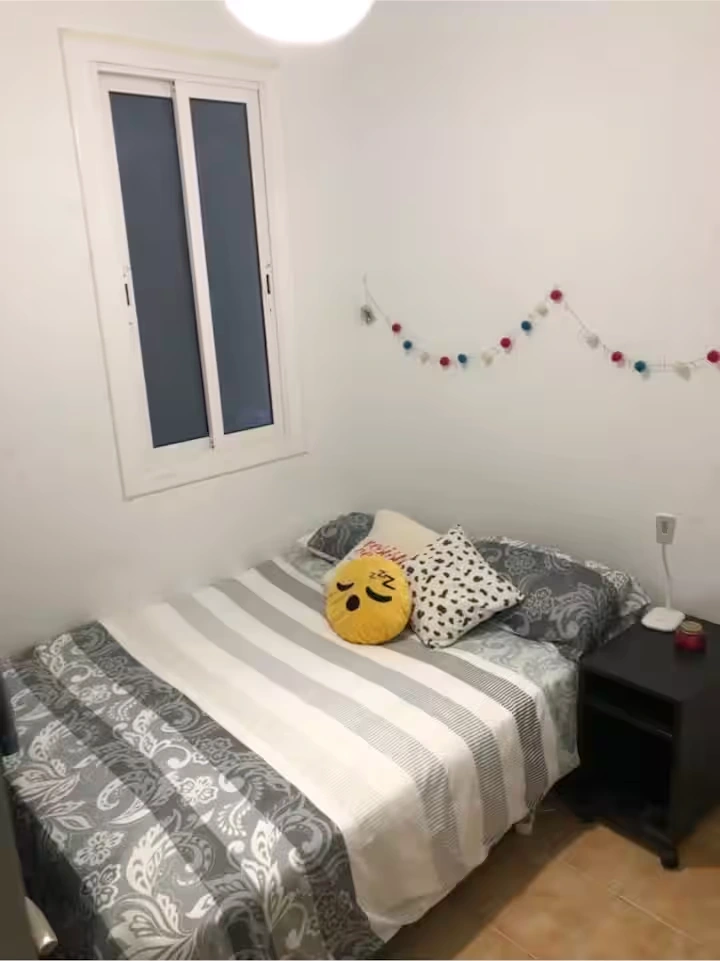 Drittes Schlafzimmer: kleines Doppelbett